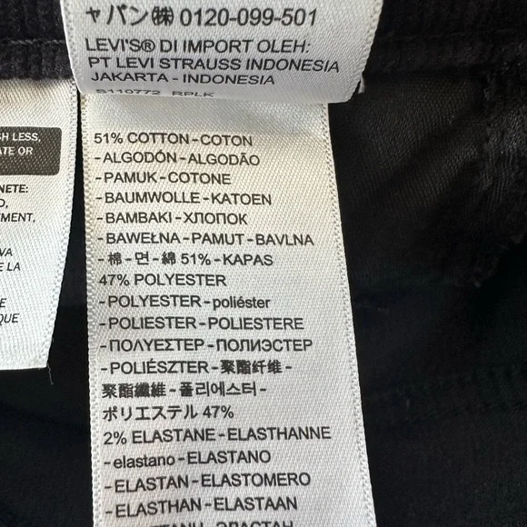 Levi's Ribcage Straight Ankle Corduroy Pants - Picture 11 of 11